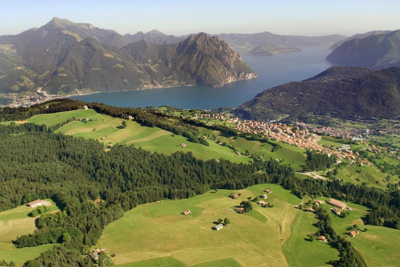 Attic House Mountain Lake Iseo Hospitality 보시코 외부 사진