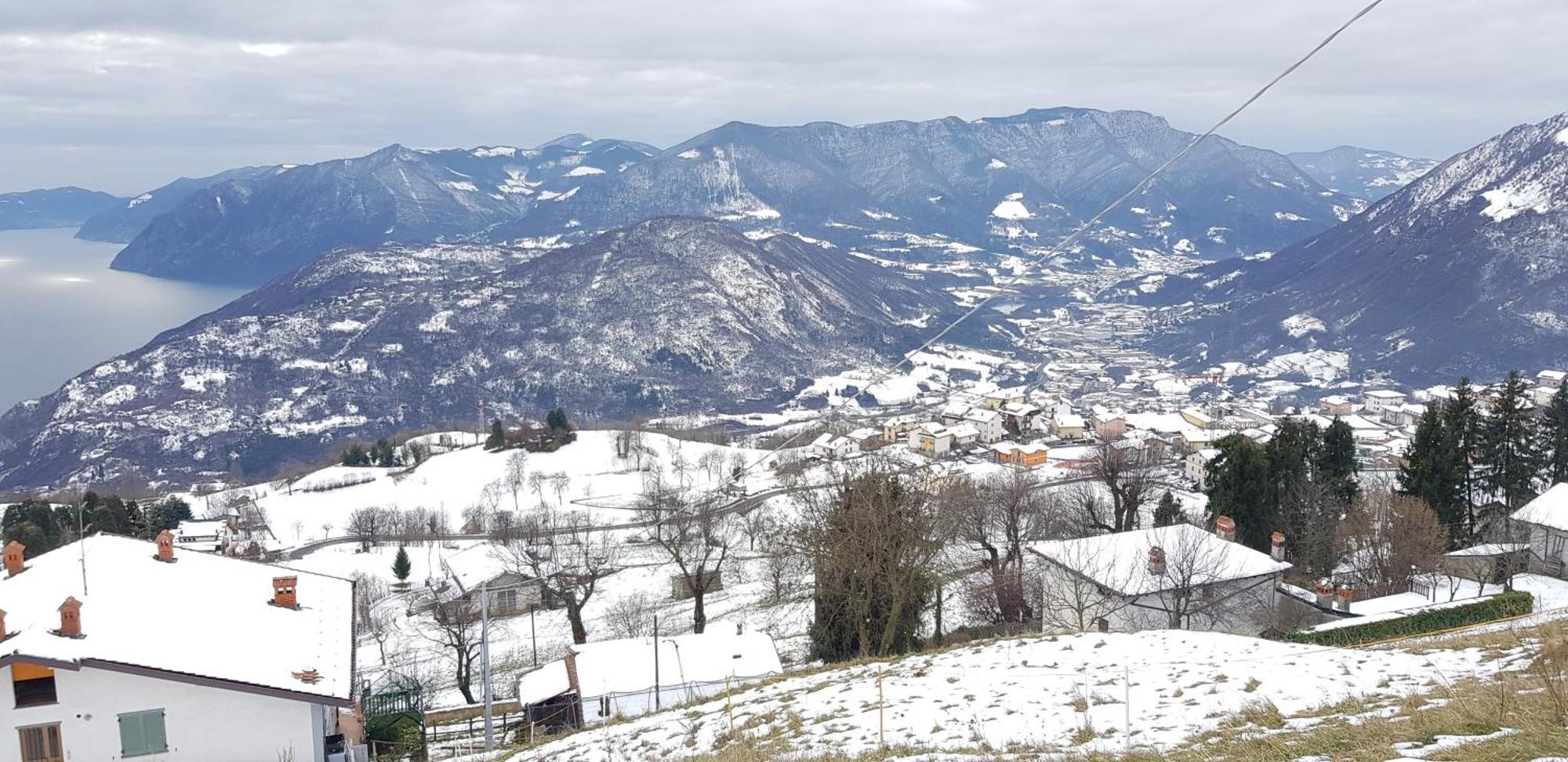 Attic House Mountain Lake Iseo Hospitality 보시코 외부 사진